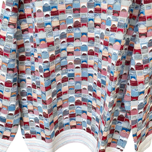 Maglione Uomo con fantasia. Realizzato in Cotone con tessuti di prima qualità Made in Italy. Scopri eleganza e qualità di questo prodotto nella storica maglieria di lusso Bellandi dal 1952, negozio fisico a Viareggio.