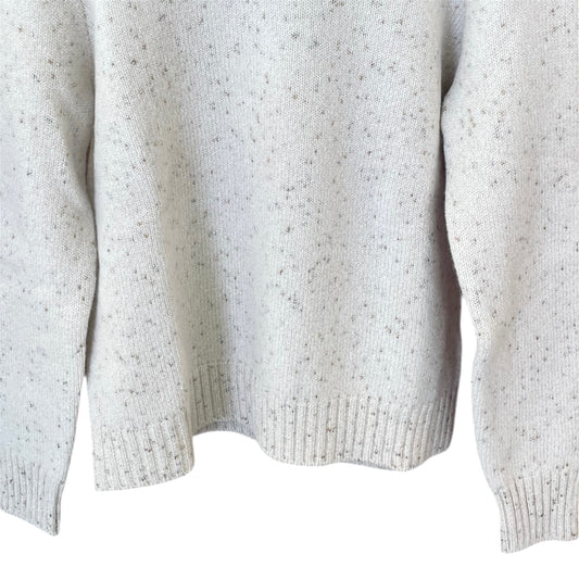 Dolcevita Donna con lurex in Lana merinos extrafine. Realizzato con tessuti di prima qualità. Prodotta in Italia. Scopri eleganza e qualità di questo prodotto nella storica maglieria di lusso Bellandi dal 1952, negozio fisico a Viareggio.