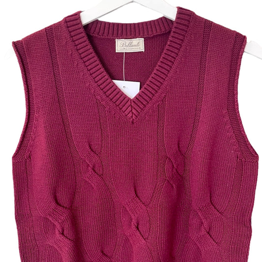 Gilet fatto a maglia senza maniche da donna, 100% lana, Made in Italy. Realizzato con tessuti di alta qualità, Scopri eleganza e qualità di questo prodotto nella storica maglieria di lusso Bellandi dal 1952, negozio fisico a Viareggio.