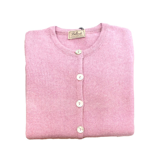 Maglia coreana donna in shetland. Realizzato con tessuti di prima qualità. Made in Italy. Scopri eleganza e qualità di questo prodotto nella storica maglieria di lusso Bellandi dal 1952, negozio fisico a Viareggio.