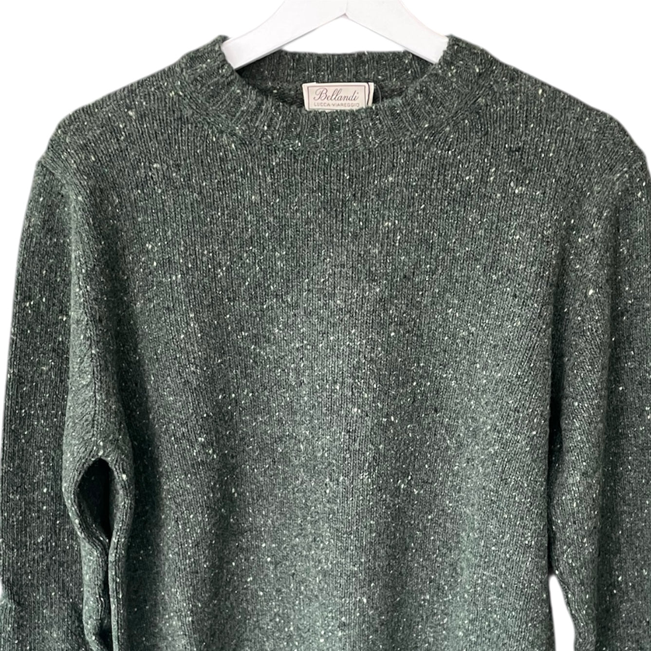 Maglia Donegal da Uomo color giallo e verde. Composizione 80% Lana, Made in Italy. Realizzato con tessuti di alta qualità, Scopri eleganza e qualità di questo prodotto nella storica maglieria di lusso Bellandi dal 1952, negozio fisico a Viareggio.